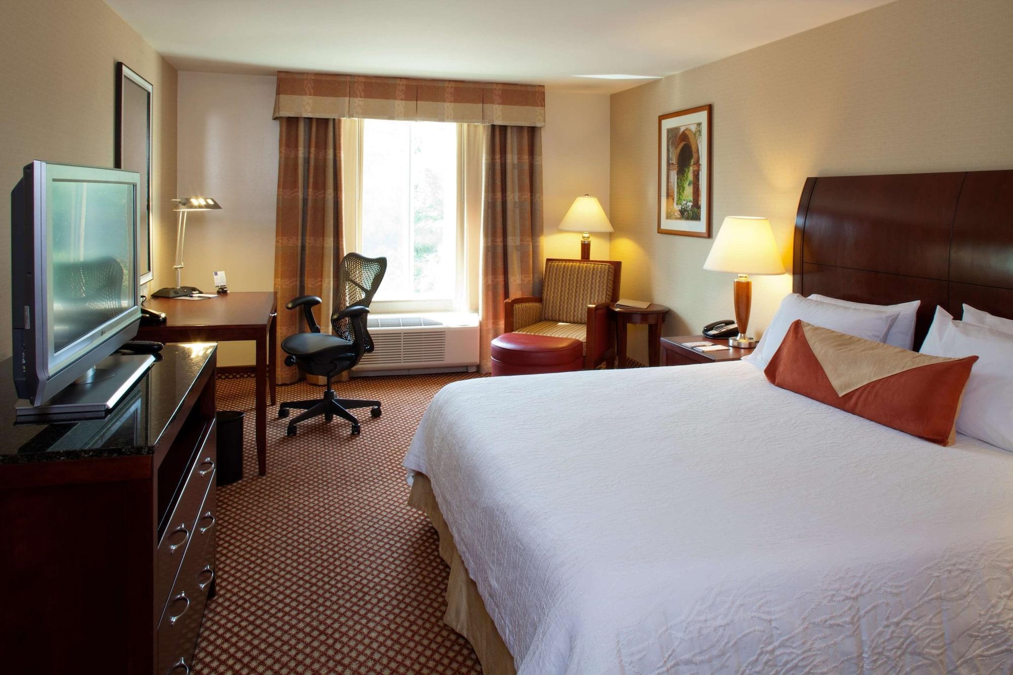 Hilton Garden Inn Riverhead Exterior foto