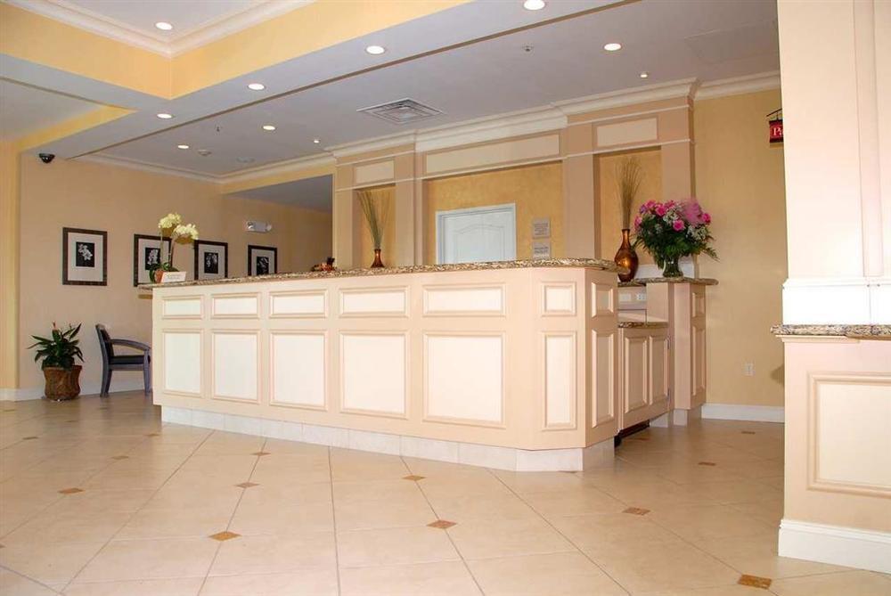 Hilton Garden Inn Riverhead Interior foto