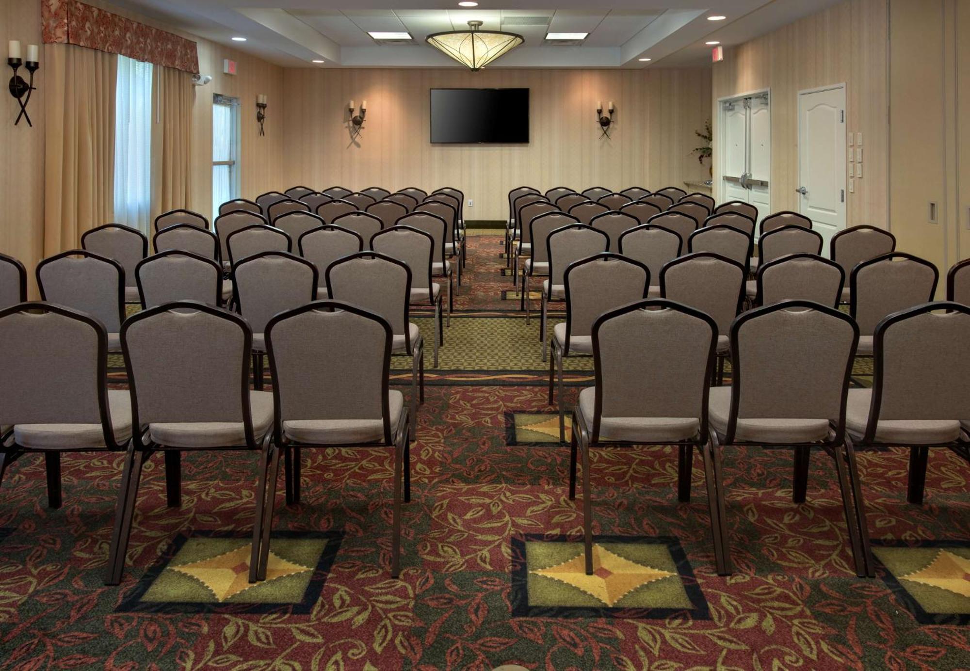 Hilton Garden Inn Riverhead Exterior foto